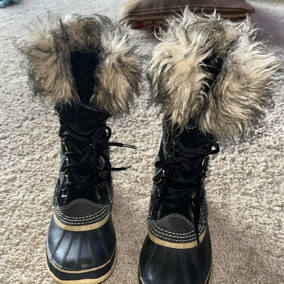 Sorel Joan of Artic Insulated Waterproof Suede Faux Fur Boots Size 7 - Picture 6 of 6